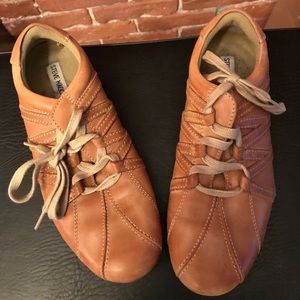 Steve Madden sneakers